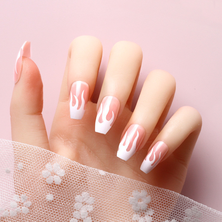 Fashion Coffin Nails In The Exquisite Packing Box With Ribbon Hanger And Silky Touch
