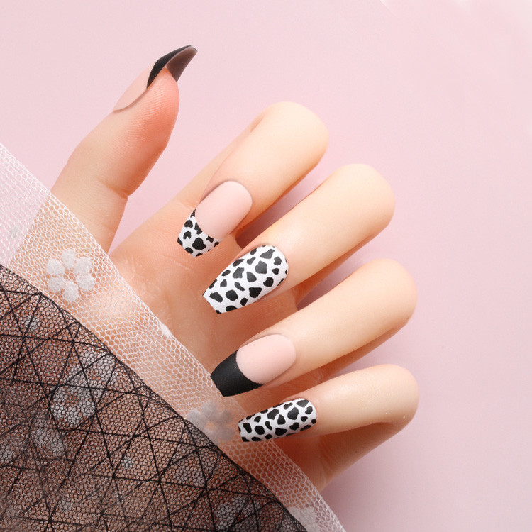 fashion coffin nails in the exquisite packing box with ribbon hanger and silky touchFashion Coffin Nails In The Exquisite Packing Box With Ribbon Hanger And Silky Touch