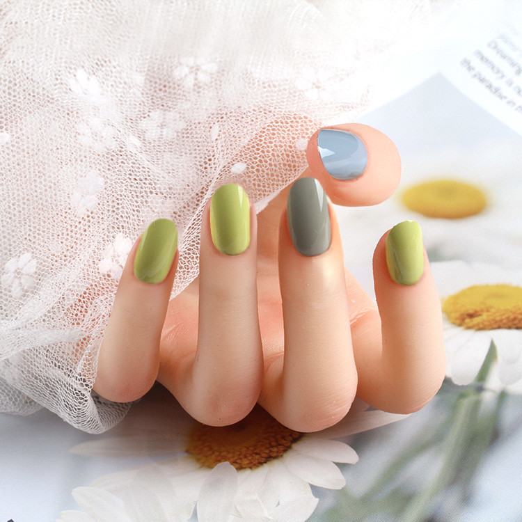 fashion Oval Nails in the exquisite packing box with ribbon hanger and silky touchFashion Oval Nails In The Exquisite Packing Box With Ribbon Hanger And Silky Touch