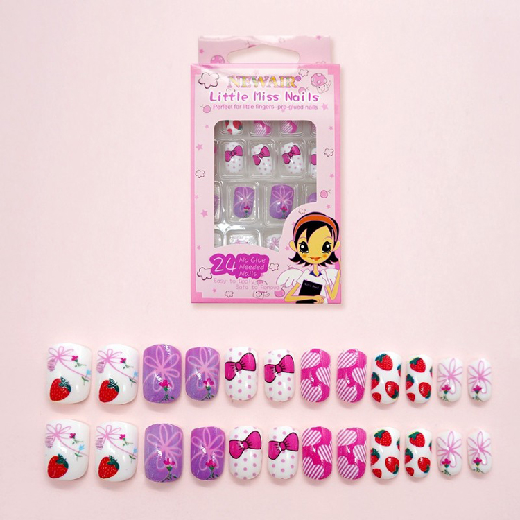 Kids Hot Selling Strawberry Artificial Nails Kids False Nail Tips
