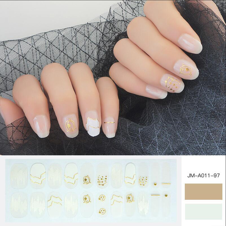 3D Metallic Nail Strip